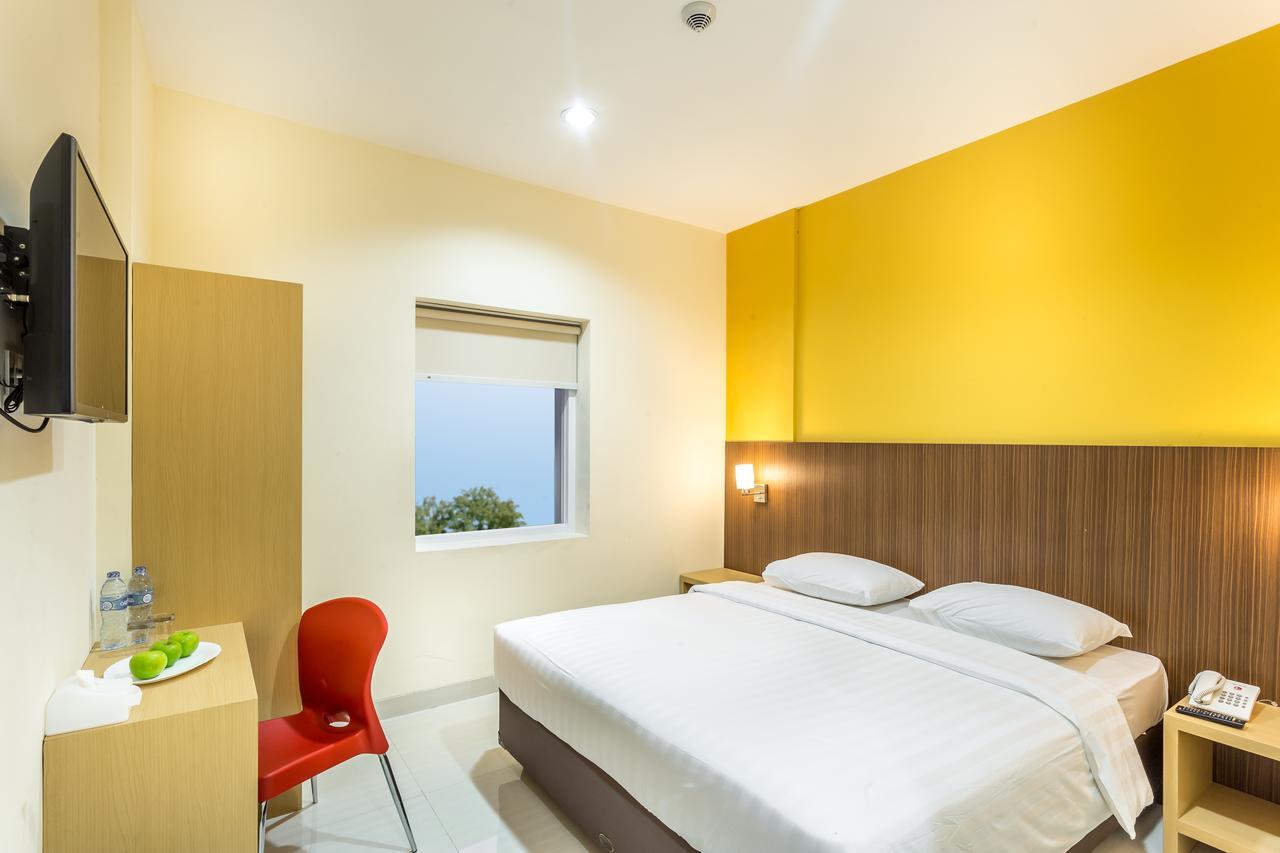 Astera Hotel Bintaro Serpong Ngoại thất bức ảnh